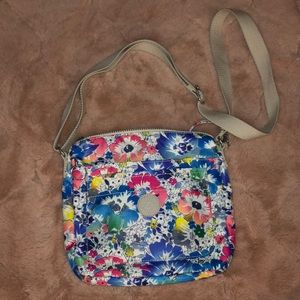 **FLASH SALE** Kipling Crossbody Purse